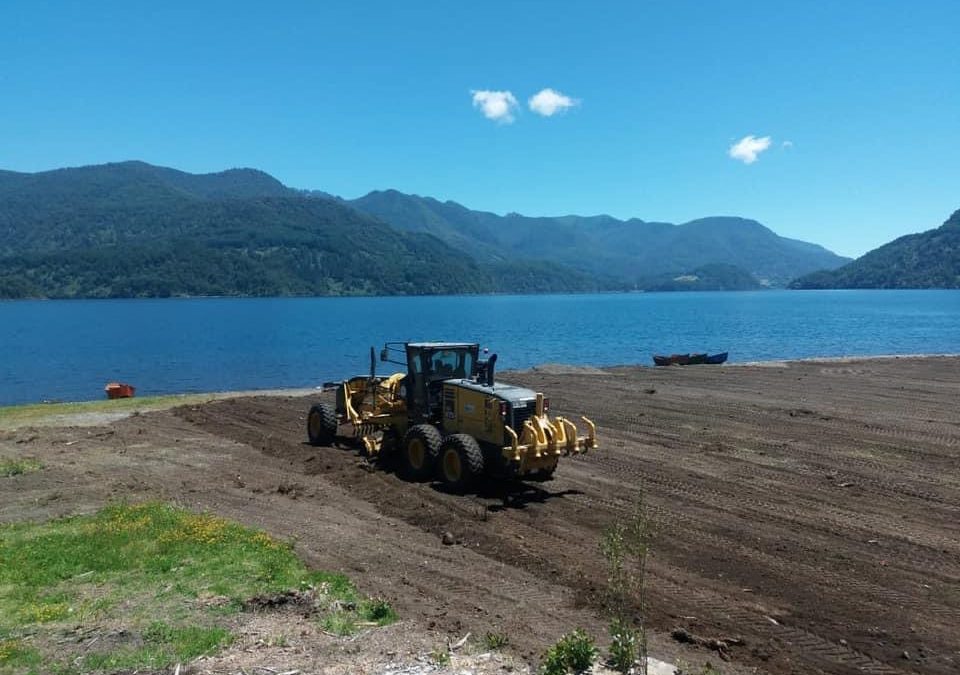 MUNICIPALIDAD REALIZA LIMPIEZA Y HABILITACIÓN DE LA PLAYA DE CHOSHUENCO