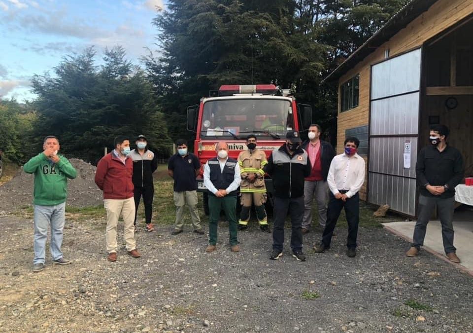 Alcalde Rodrigo Valdivia de reunió junto a la Compañía de Bomberos de Pucura para avanzar en la priorización de la Sala de Máquinas