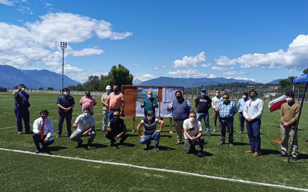 Inician obras para instalar el techado de las graderías del remodelado Estadio Municipal de Panguipulli