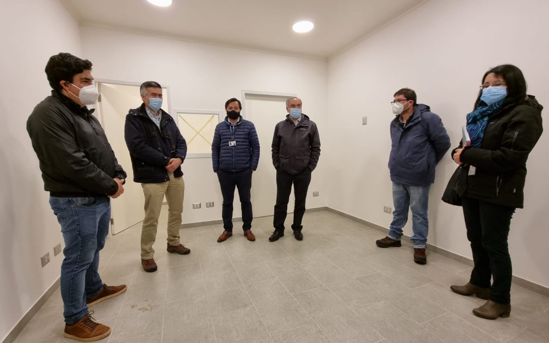 Municipalidad de Panguipulli y Servicio de Salud evalúan avance en futuro Hospital y puesta en marcha SAR de la comuna
