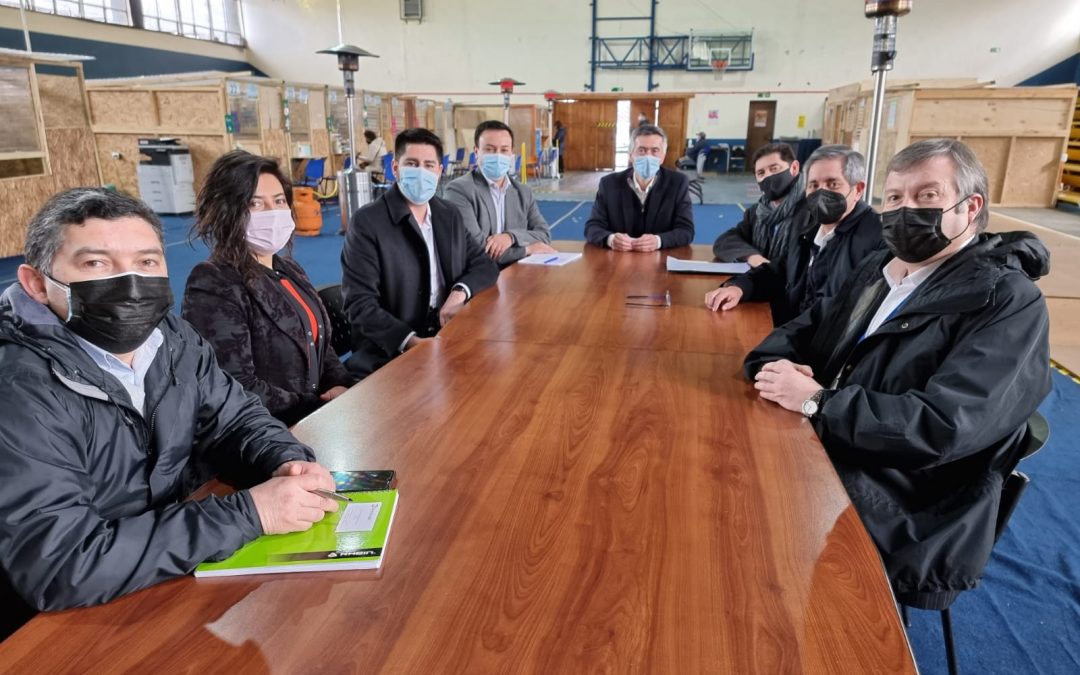 Alcalde de Panguipulli Pedro Burgos Vásquez solicitó a Banco Estado abrir una sucursal en Coñaripe