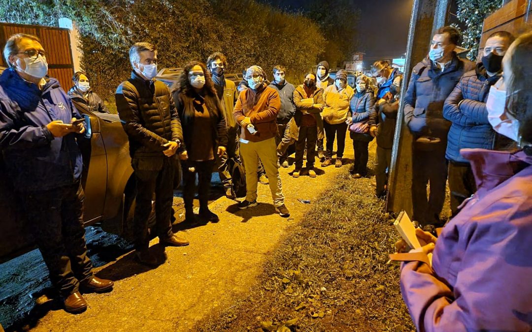 Alcalde Pedro Burgos se refiere a emergencia Essal en calle Carmela Carvajal y da cuenta de gestiones iniciales con vecinos