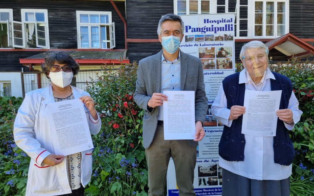 Municipalidad de Panguipulli firma convenio de colaboración con el Hospital Padre Bernabé de Lucerna