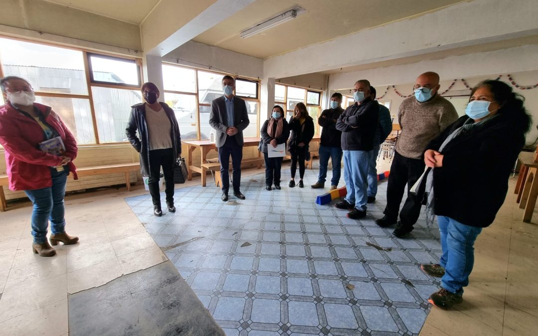Alcalde Pedro Burgos hace llamado a Fundación Coanil a responsabilizarse por abandono y deplorable estado de la Escuela Especial Los Arrayanes