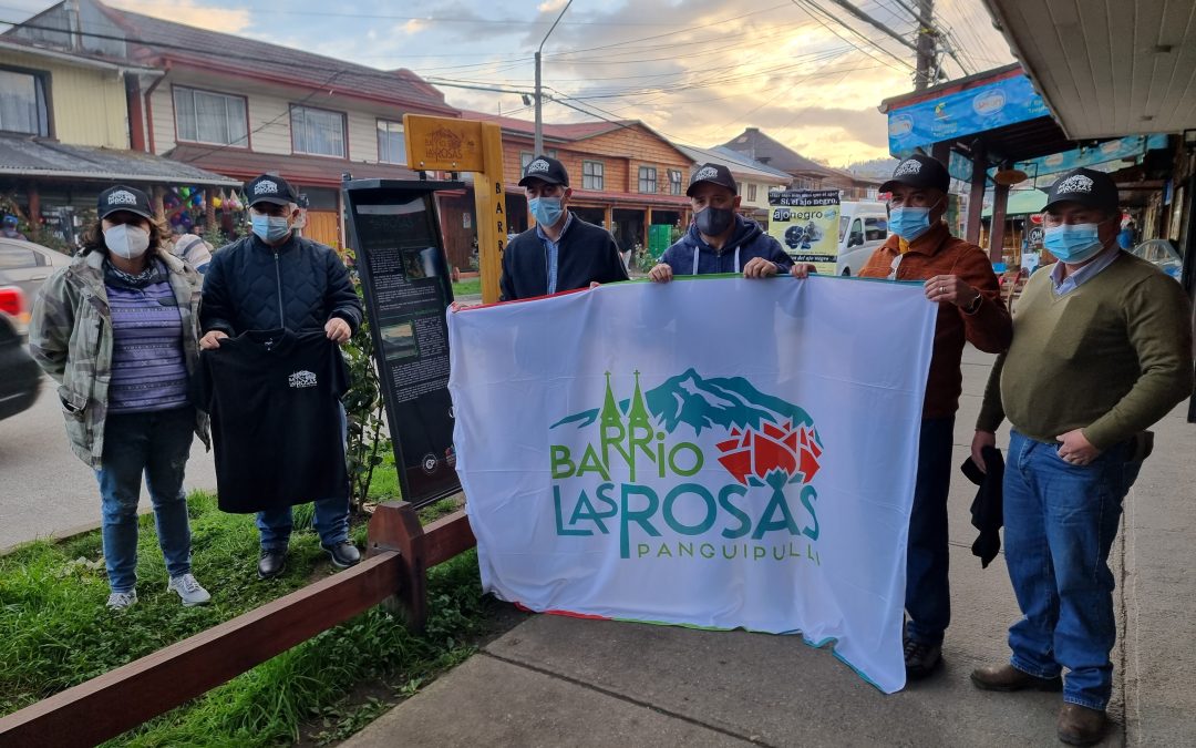 Municipalidad de Panguipulli y Cámara de Comercio y Turismo de Panguipulli visitaron mobiliario urbano contemplado en proyecto Barrio Comercial Las Rosas