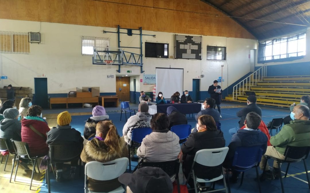 Convencionales Constituyentes y Municipalidad de Panguipulli concretaron actividad informativa para la ciudadanía sobre borrador de la Nueva Constitución