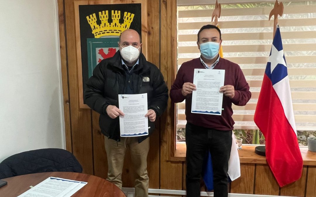 Municipalidad de Panguipulli firmó convenio con la Tesorería General de la República