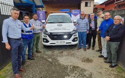 Municipalidad de Panguipulli presentó nueva camioneta para el Departamento de Inspección