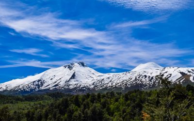 MUNICIPIO LLAMA A LA CALMA A VECINOS DE COÑARIPE POR SIMULACRO DE ERUPCIÓN DEL VOLCÁN MOCHO CHOSHUENCO: ESTE JUEVES SE ENVIARÁN ALARMAS Y MENSAJES PREVENTIVOS A CELULARES