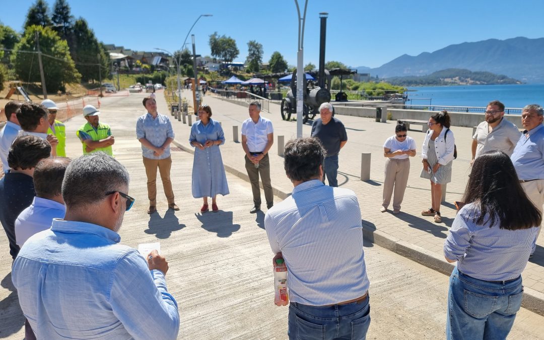 Municipalidad de Panguipulli logra aumento de obra para el «Mejoramiento pavimentación avenida costanera de Panguipulli»