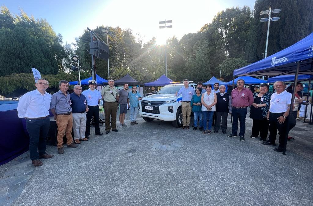 Municipalidad de Panguipulli presentó nueva camioneta para fortalecer seguridad ciudadana