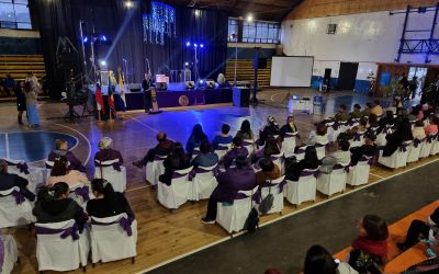 Municipalidad de Panguipulli conmemoró Día Internacional de la Mujer con show artísticos