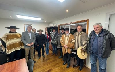 Alcalde de Panguipulli se reúne con Clubes de Rodeos de la comuna para trabajar en conjunto por el rescate de las tradiciones
