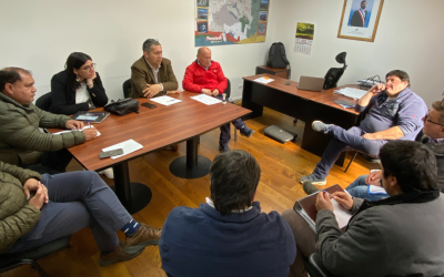 Alcalde Valdivia dio prioridad a obras pendientes en la comuna tras reunión de coordinación