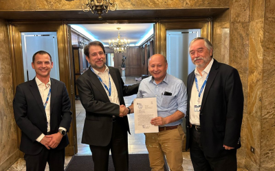 Alcalde Valdivia insiste ante BancoEstado por instalación de sucursales en Coñaripe y Neltume