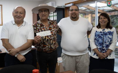 Alcalde Valdivia entregó una subvención extraordinaria al grupo folclórico Lolquellén