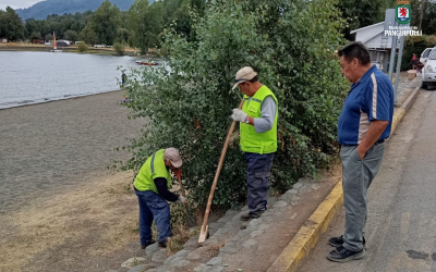 Municipalidad refuerza operativos de limpieza en Pucura, Coñaripe y Liquiñe