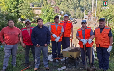 Alcalde Valdivia cumple su compromiso: se reinició construcción de puente en Choshuenco que conecta a la escuela La Rinconada
