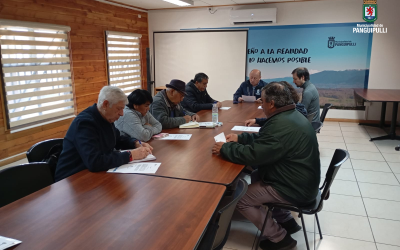 Alcalde Valdivia se reunió con el COSOC: compromiso con la transparencia y la participación ciudadana