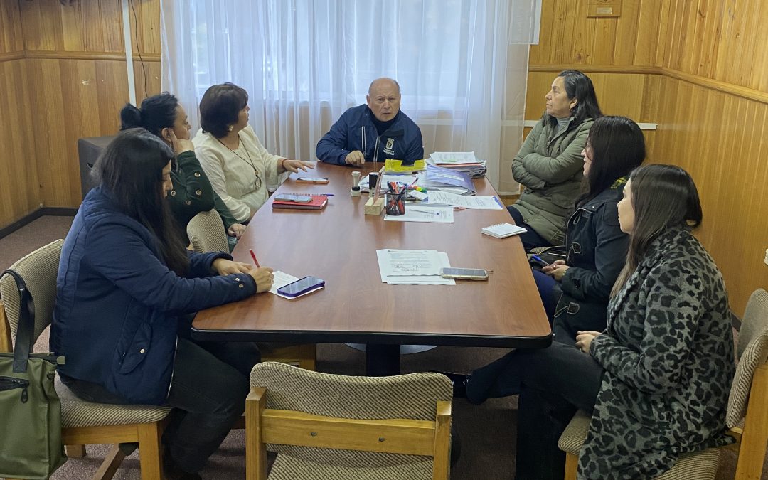 Alcalde Valdivia sostuvo importante reunión reafirmando su compromiso con la inclusión y rehabilitación en Panguipulli
