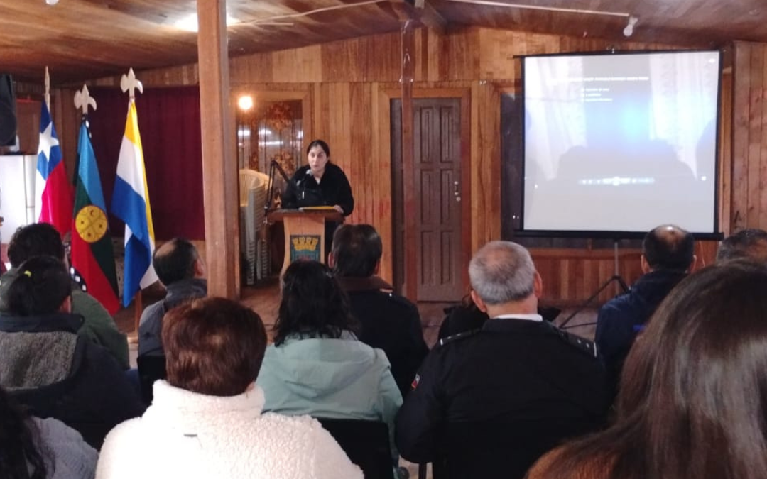 Vecinas y vecinos de Neltume se certifican en curso de SENAPRED sobre gestión del riesgo de desastres