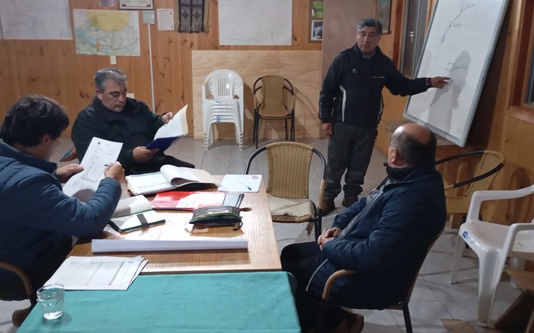 Alcalde Valdivia se reunió con comunidad Juan Caripan y comprometió soluciones para Traitraico