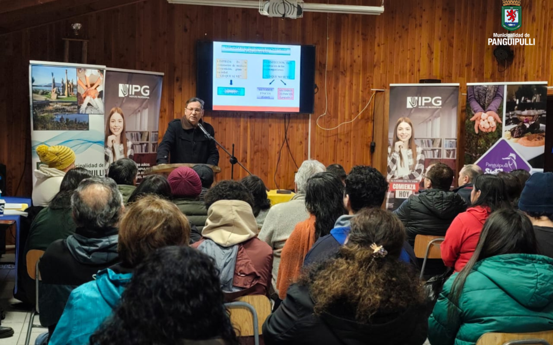 Municipalidad de Panguipulli cerró exitoso ciclo de talleres de higiene y manipulación de alimentos con más de 160 emprendedores