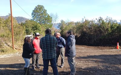 Alcalde Valdivia se reúne con vecinos y dirigentes de la Comunidad Manuel Curilef de Punahue por esperadas obras de caminos