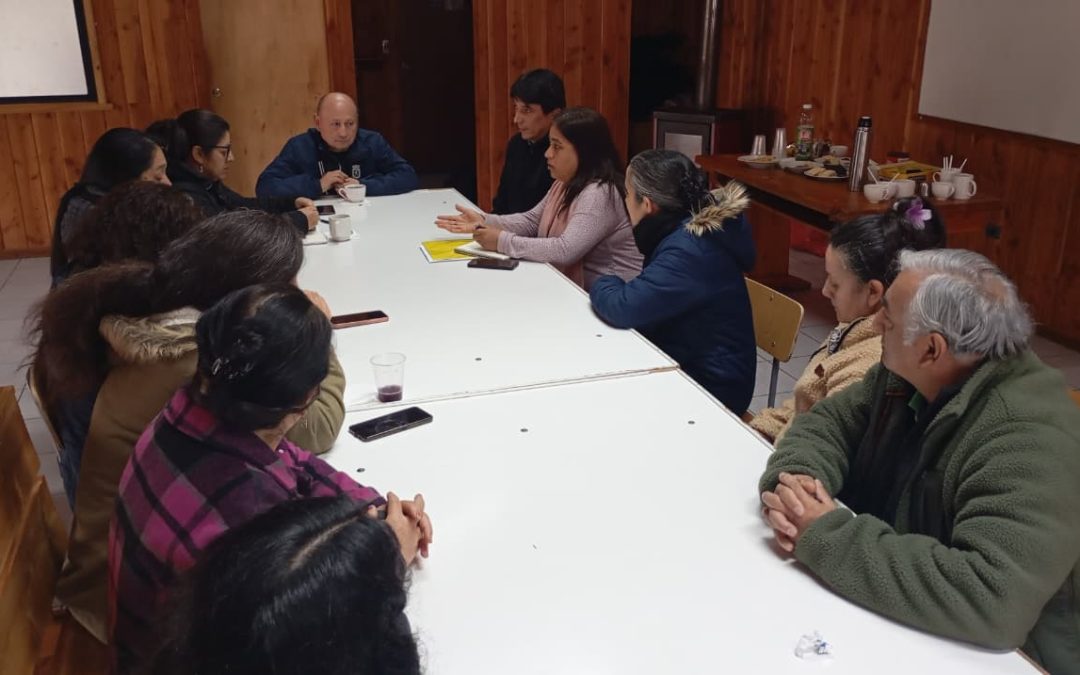 Seguridad y conectividad: alcalde Valdivia escucha a junta de vecinos de Villa Los Presidentes, Manuel Rodríguez, Las Cumbres y Siete Lagos y compromete nuevo proyecto