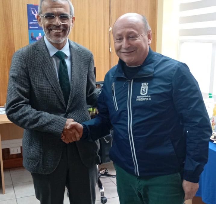 Alcalde Rodrigo Valdivia se reunió con Ministro de Seguridad Pública solicitando apoyo para Panguipulli