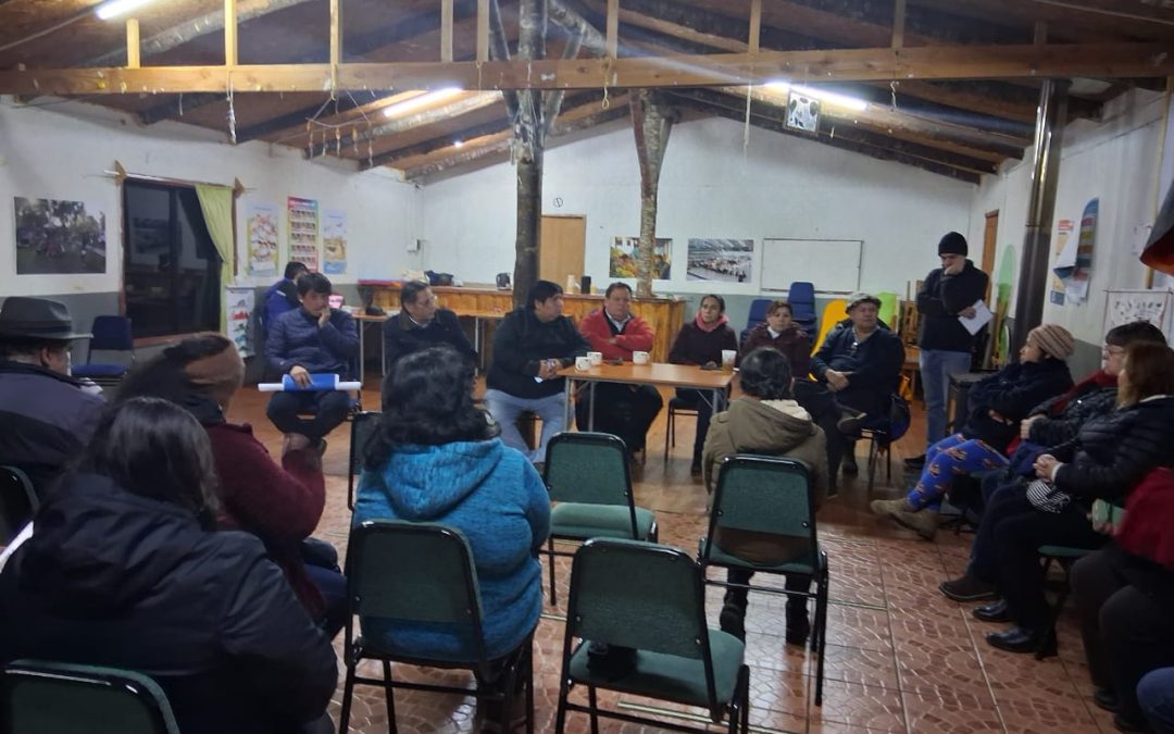 CORE y municipio se reunieron con vecinos de Puerto Fuy y Neltume