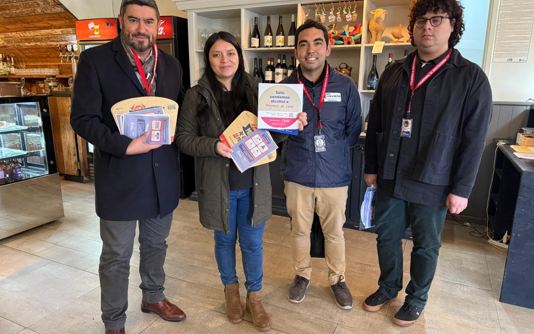 Municipalidad de Panguipulli y SENDA Previene refuerzan mensaje contra venta de alcohol en menores de edad