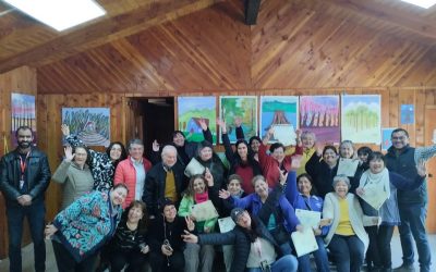 Coñaripe celebra la creatividad: Departamento de Cultura realizó certificación de talleres de pintura y macramé