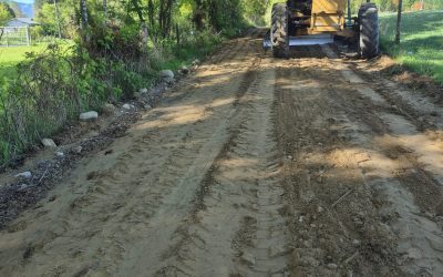 Panguipulli fortalece conectividad de sectores rurales con nuevas reparaciones de caminos