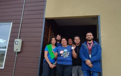 Cinco familias rurales de Panguipulli reciben las llaves de sus nuevas viviendas