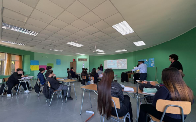 Municipalidad y Servicio de Reinserción Juvenil fortalecen trabajo preventivo en establecimientos educacionales de Panguipulli
