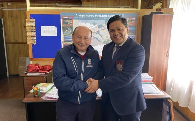 Alcalde Valdivia y nuevo jefe regional de la PDI coordinan trabajo conjunto para el verano y futuro cuartel
