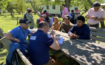 Histórica visita: alcalde Valdivia llega por primera vez a Isla Puyumen y compromete construcción de puente para terminar con problemas de conectividad