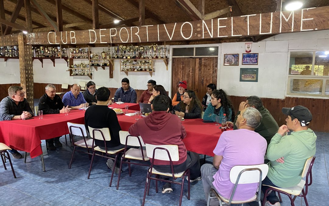 Alcalde Valdivia aclara estado de los proyectos de luminarias del Club Deportivo Neltume, Plaza Los Pioneros y Cuartel de Bomberos