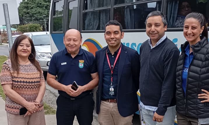 Mujeres de talleres de parentalidad disfrutan jornada de autocuidado en Huilo Huilo