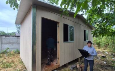 Trabajo colaborativo permite entrega de vivienda a adulta mayor en Coñaripe