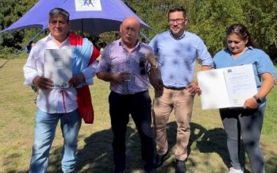 Bienes Nacionales entrega concesiones de uso gratuito a la Municipalidad de Panguipulli para importantes proyectos comunitarios de la Corporacion Entre Lagos y Montañas y Club Deportivo La Joya