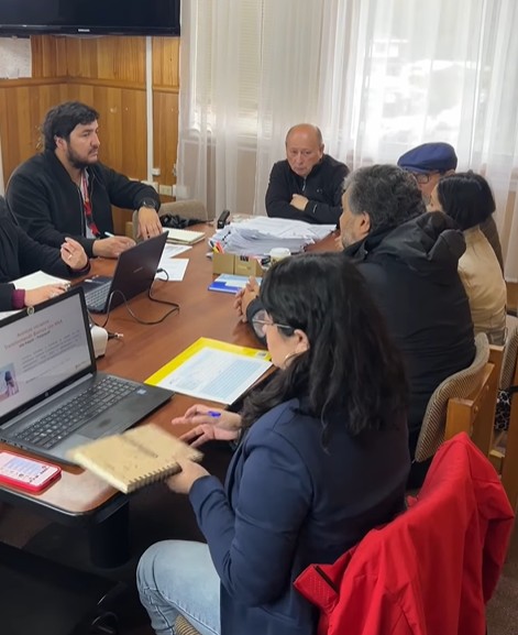 Municipalidad impulsará mejoras de infraestructura en plazas de la Población Manuel Rodríguez y Villa Palguín