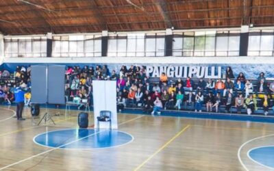 Municipalidad de Panguipulli y Gobierno Regional capacitan a vecinos, vecinas y organizaciones sociales para postular correctamente al “Fondo de Vinculación con la Comunidad”