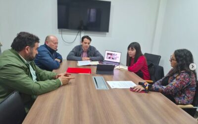 Panguipulli Sietelagos avanza en posible alianza con Metro de Santiago para promocionar el destino en la capital
