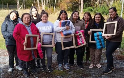 Mujeres de Pirihueico iniciaron talleres de oficios impulsados por el Departamento de la Mujer y Equidad de Género