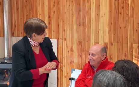 En un trabajo conjunto, dirigentes y alcalde planifican intervenciones en veredas, alumbrado público y accesos universales
