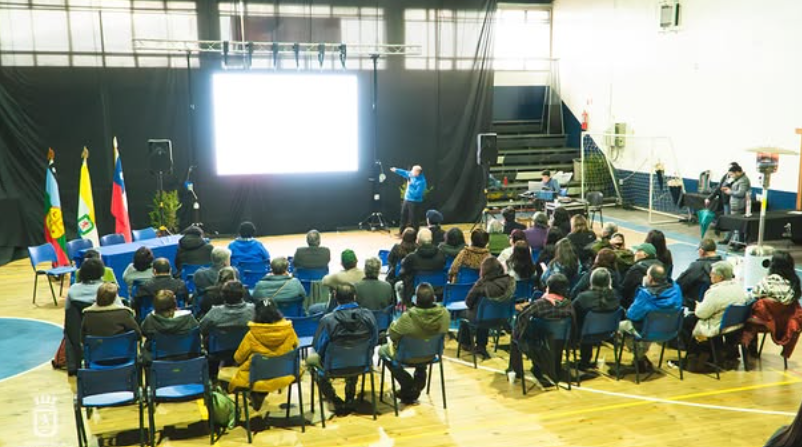“Todos juntos por el hospital”: comunidad y autoridades exigen avances concretos para licitar prontamente el diseño del Hospital Intercultural Público de Panguipulli