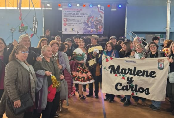 Marlene Parra y Carlos Sandoval son campeones regionales y van al Nacional de Cueca
